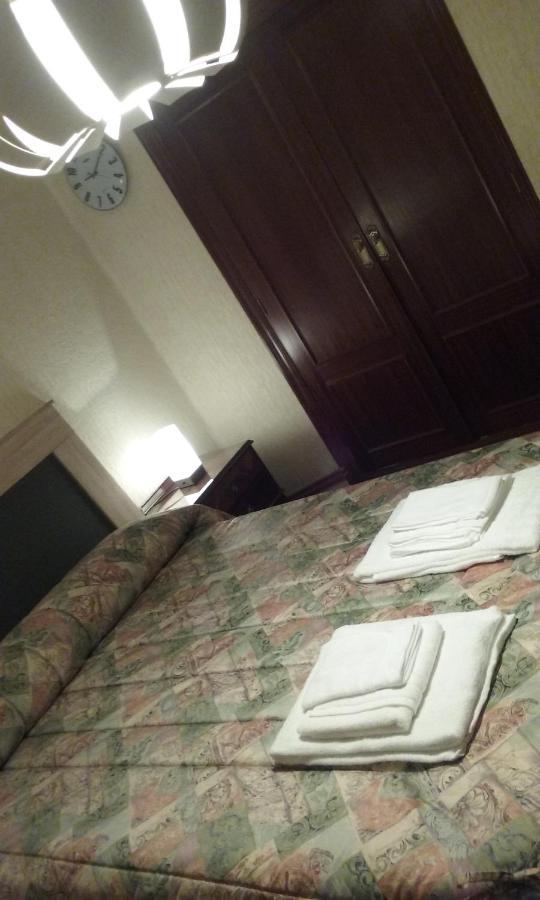 Habitacion Matrimonial Centro Ciudad اوفيدو المظهر الخارجي الصورة