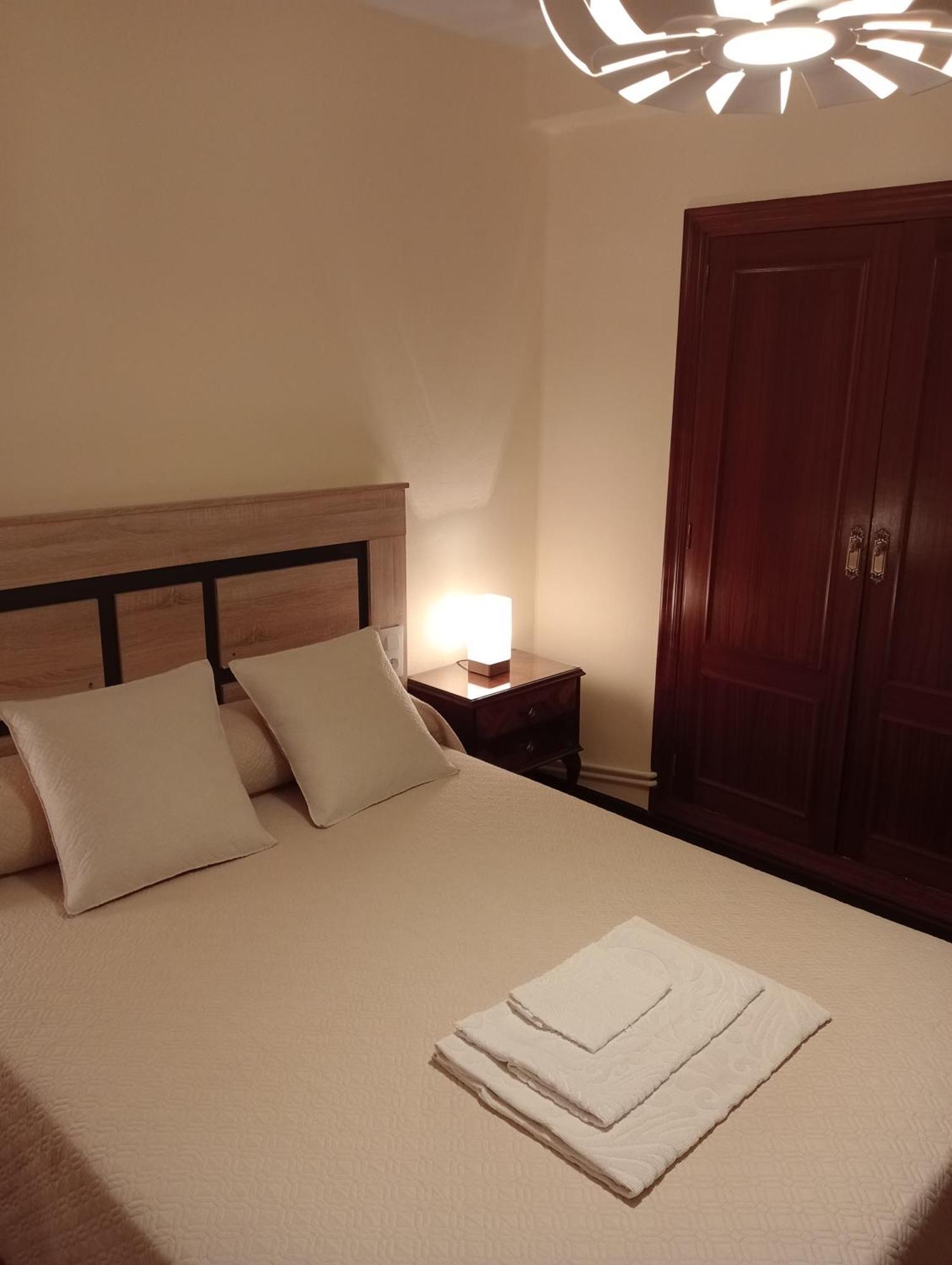 Habitacion Matrimonial Centro Ciudad اوفيدو المظهر الخارجي الصورة