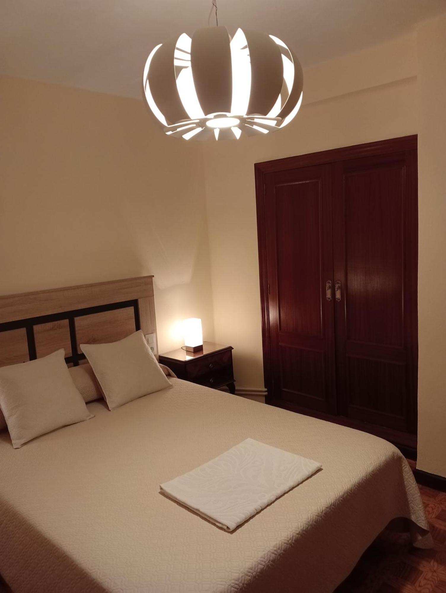 Habitacion Matrimonial Centro Ciudad اوفيدو المظهر الخارجي الصورة