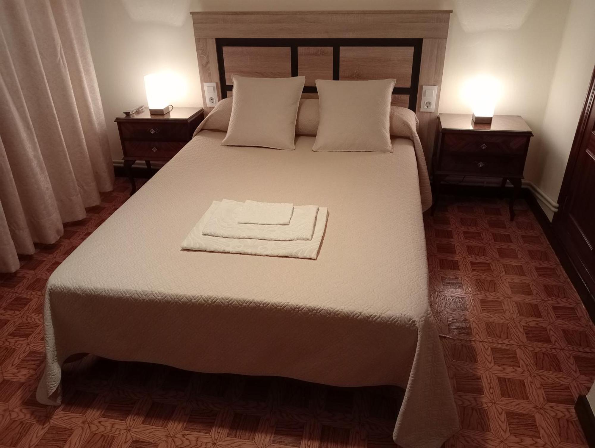 Habitacion Matrimonial Centro Ciudad اوفيدو المظهر الخارجي الصورة