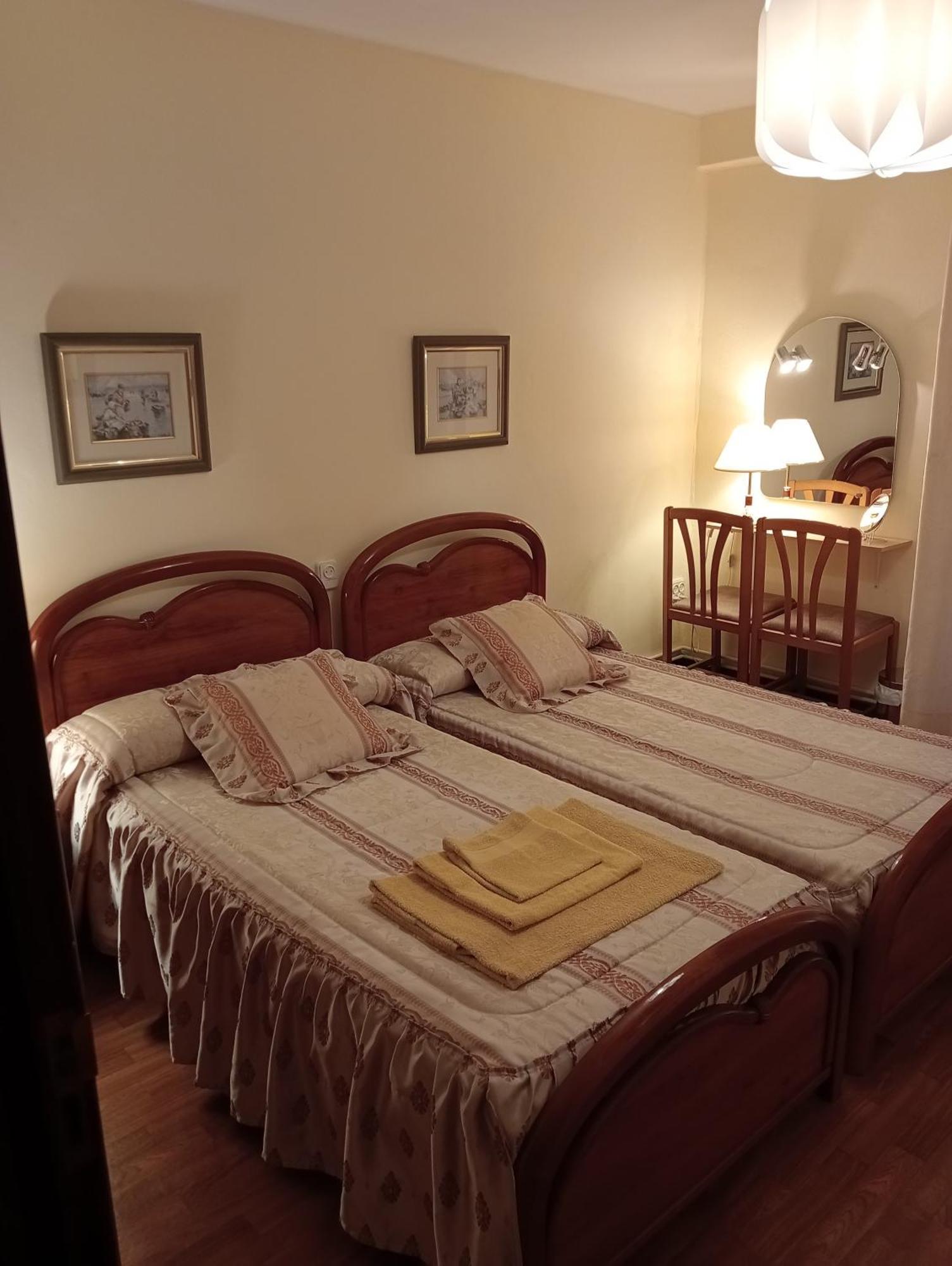 Habitacion Matrimonial Centro Ciudad اوفيدو المظهر الخارجي الصورة